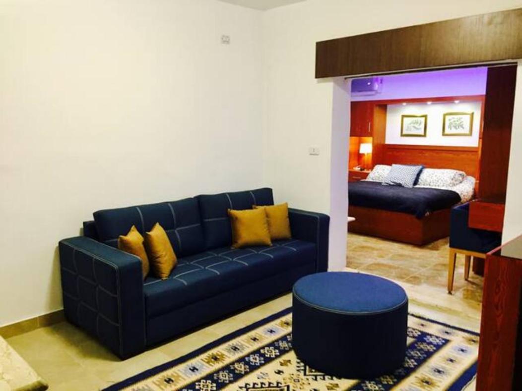 Royal Luxury Apartments & Studios Amman Room photo