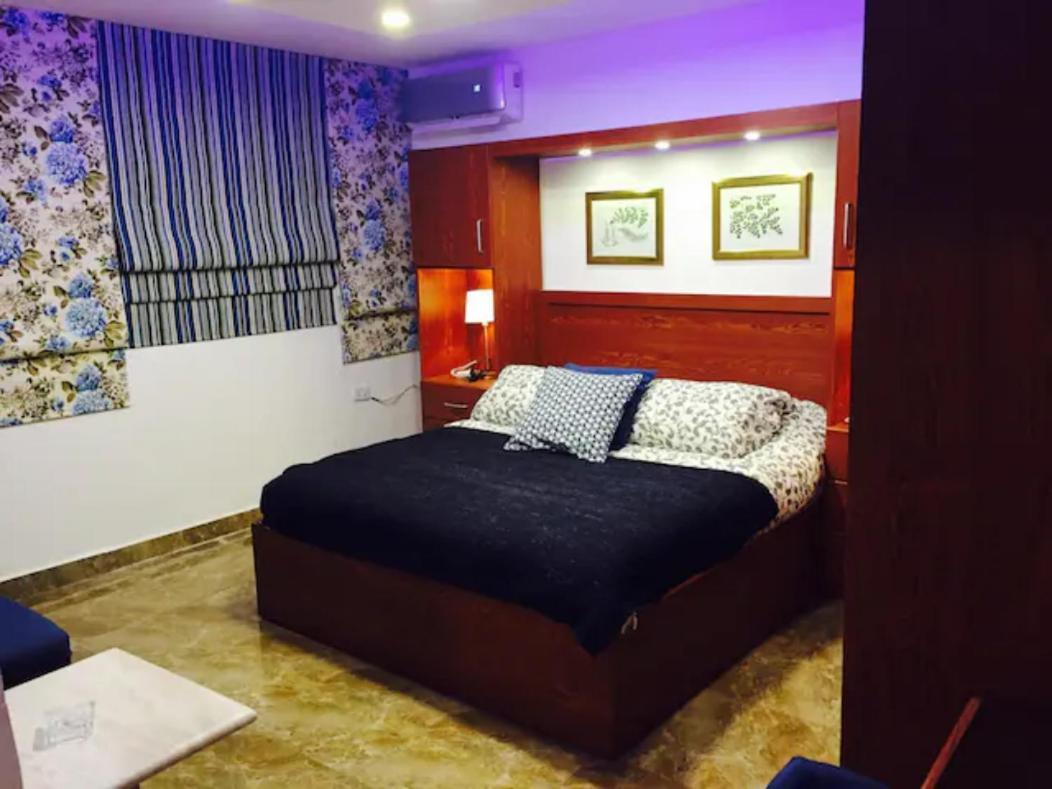 Royal Luxury Apartments & Studios Amman Room photo